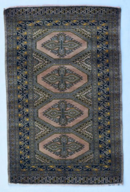 Handmade Pakistani Vintage Rug|196 cm x 120 cm | 6.4 x 3.9''ft
