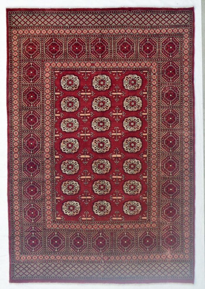 Handmade Vintage Persian Rug 233 cm x 162 cm , 7.6 x 5.3''ft3